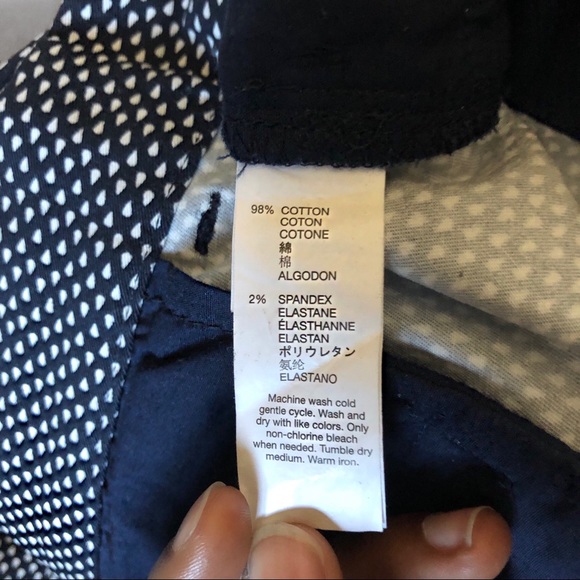 ✨GAP KHAKI PANTS✨ - Picture 5 of 5